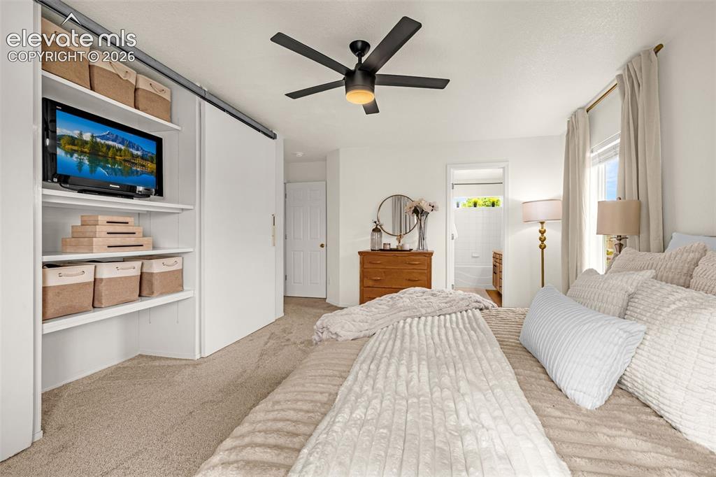 Image 20 of 44: Master Bedroom