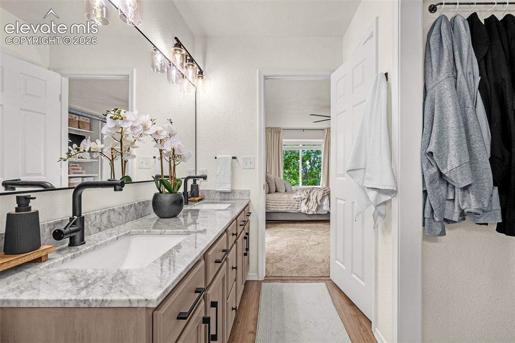 Image 22 of 44: Master Bathroom
