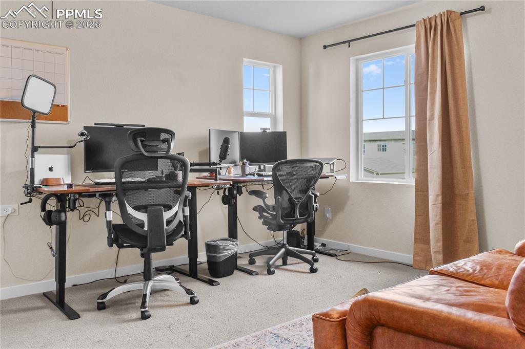 Image 18 of 30: Upstairs Bedroom #2