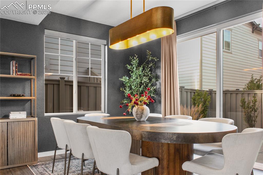 Image 2 of 30: Dining Area