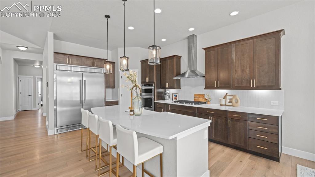 Image 11 of 45: Kitchen