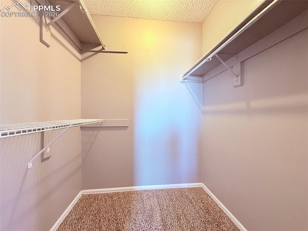 Image 16 of 29: Closet