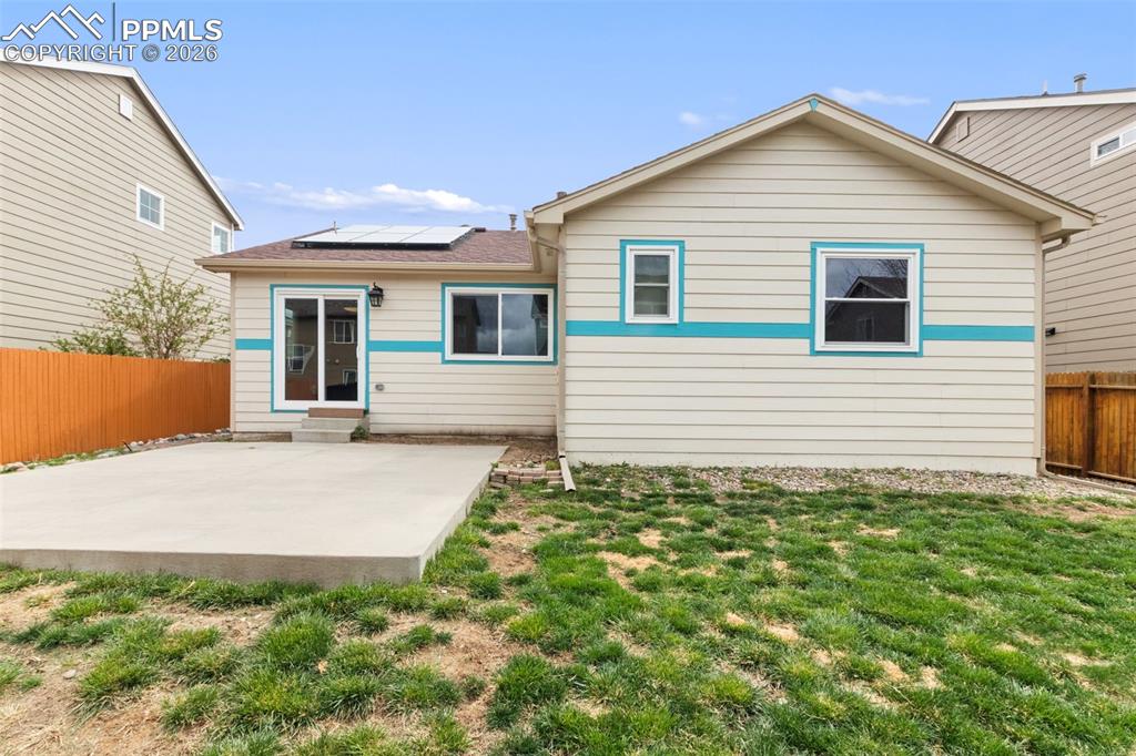 Image 20 of 21: Back of home