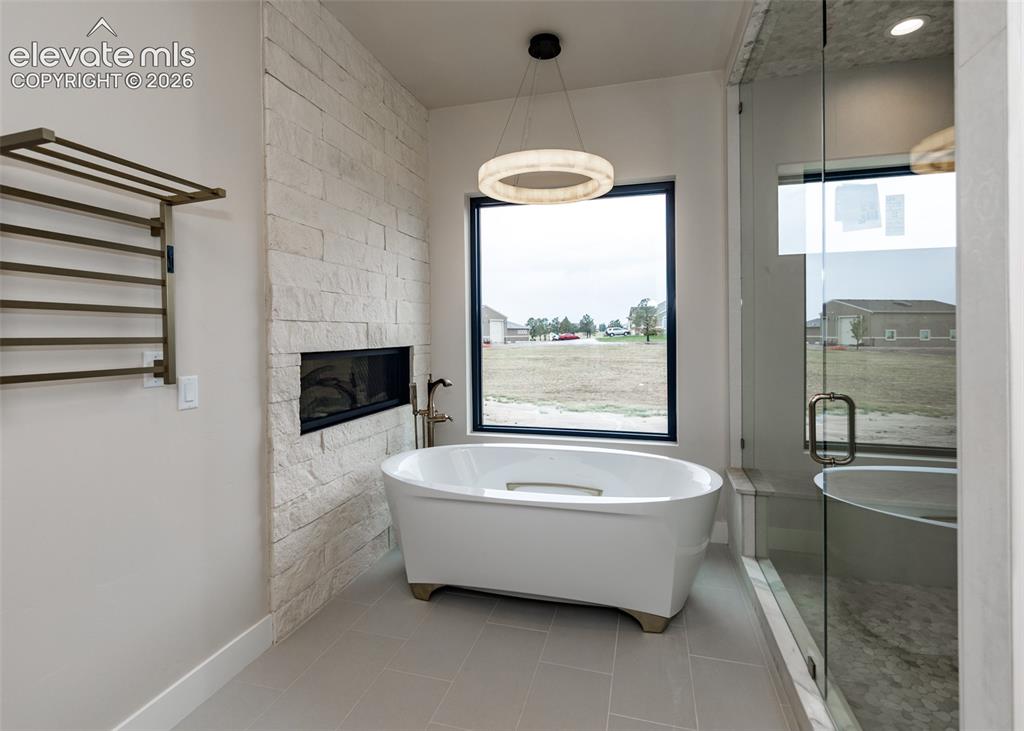 Image 29 of 50: Master Bathroom