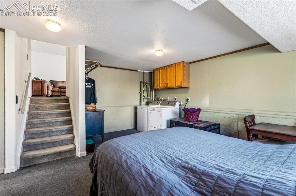 Image 21 of 28: Bedroom