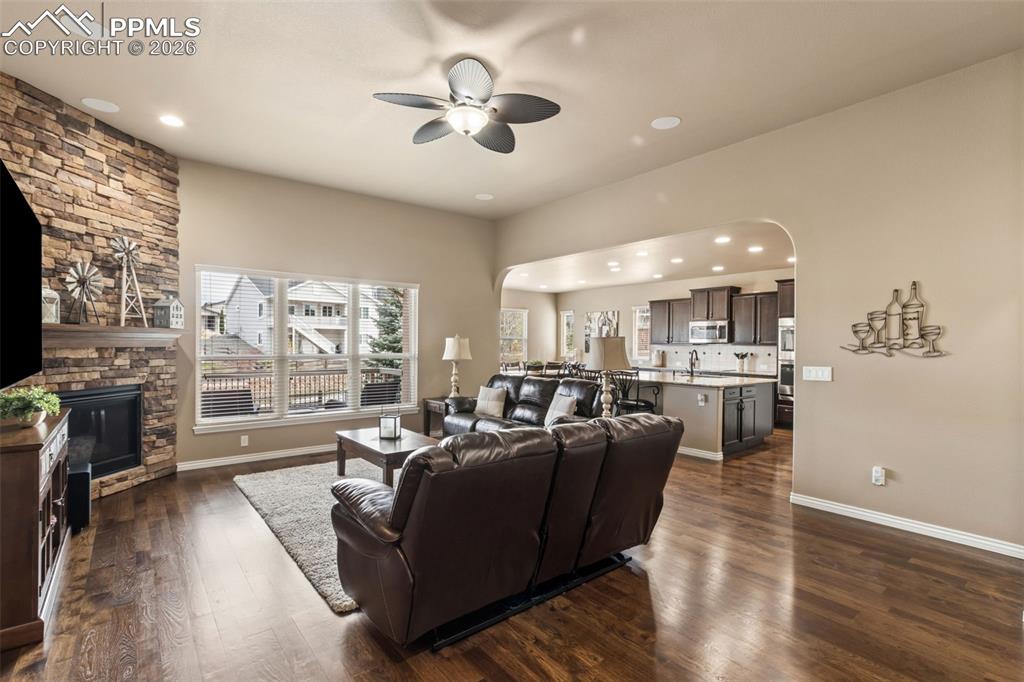 Image 10 of 49: Living Room