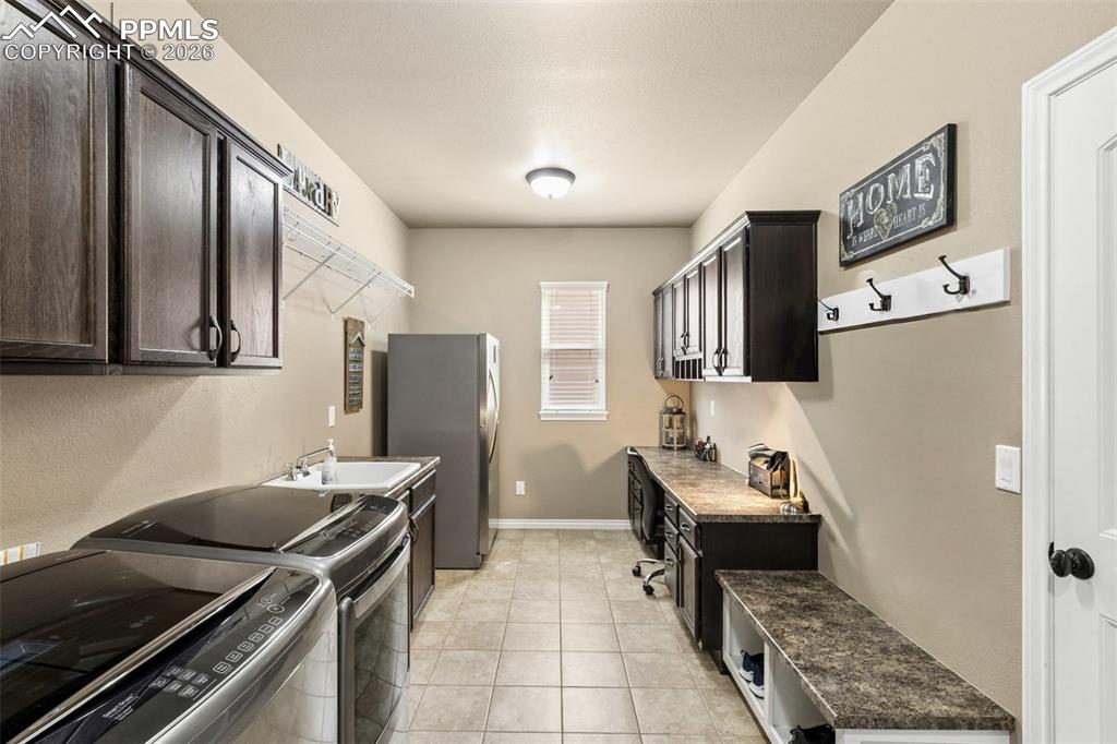 Image 13 of 49: Laundry