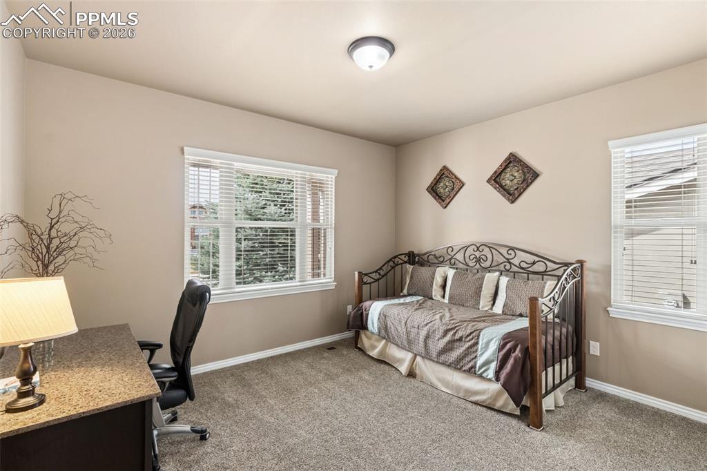 Image 19 of 49: Bedroom