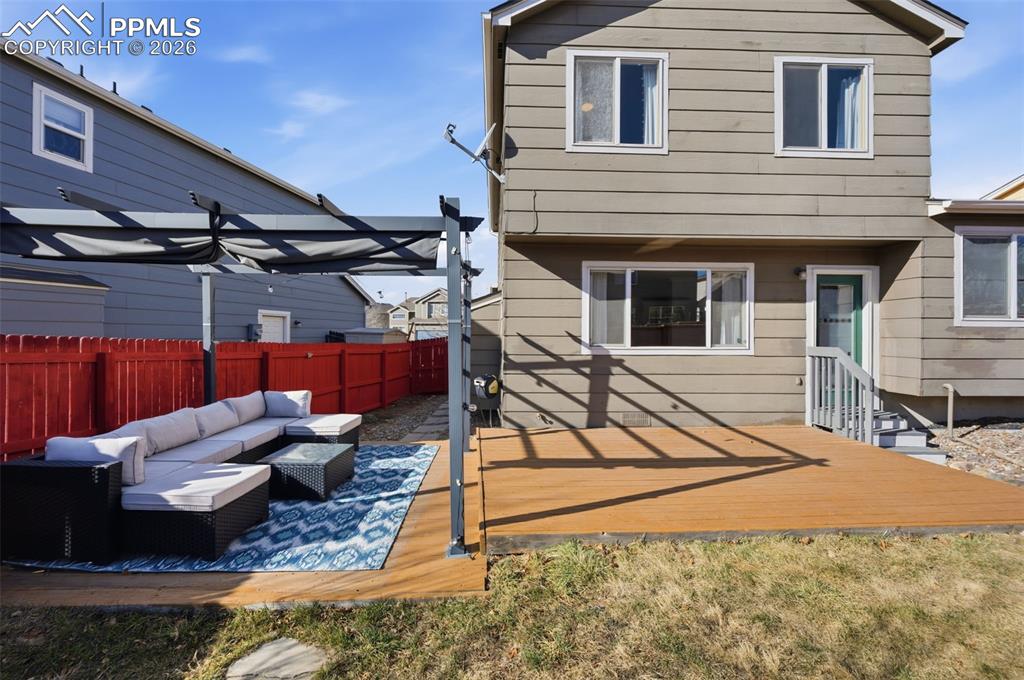 Image 39 of 50: Back of Structure