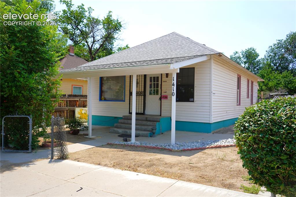 Image 1 of 19: Front of Structure