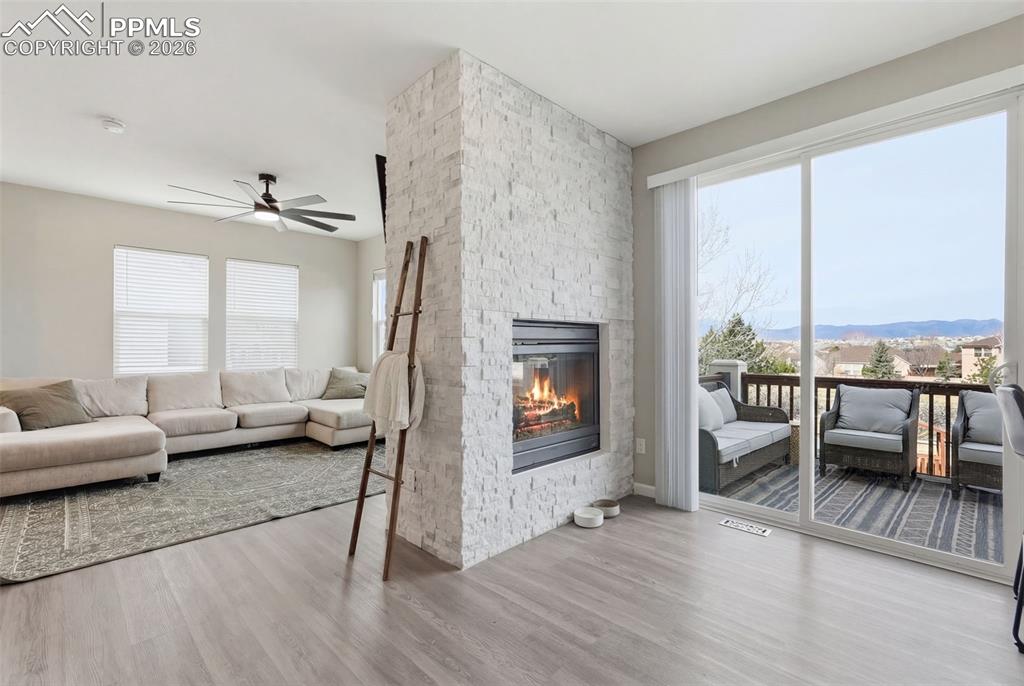 Image 11 of 50: Living Room