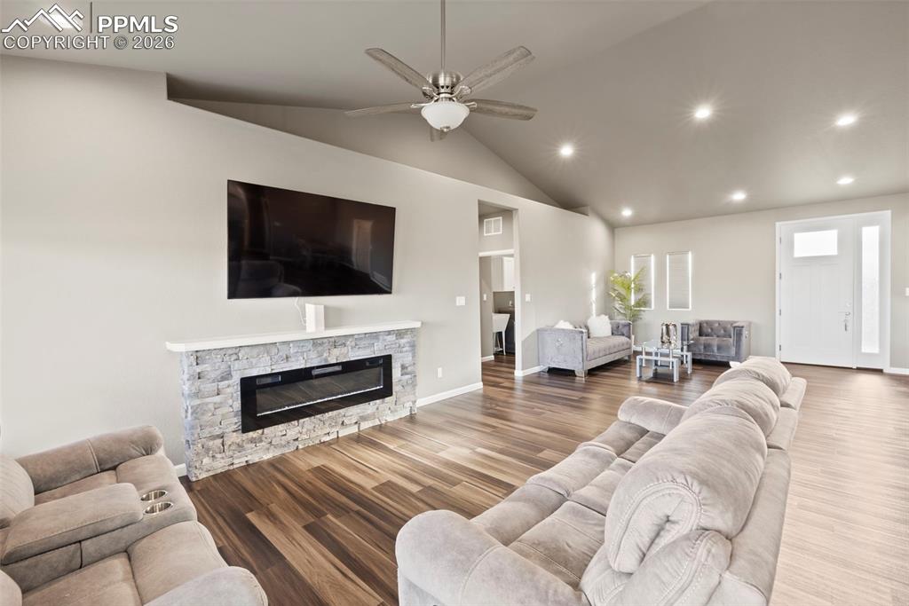 Image 11 of 48: Living Room