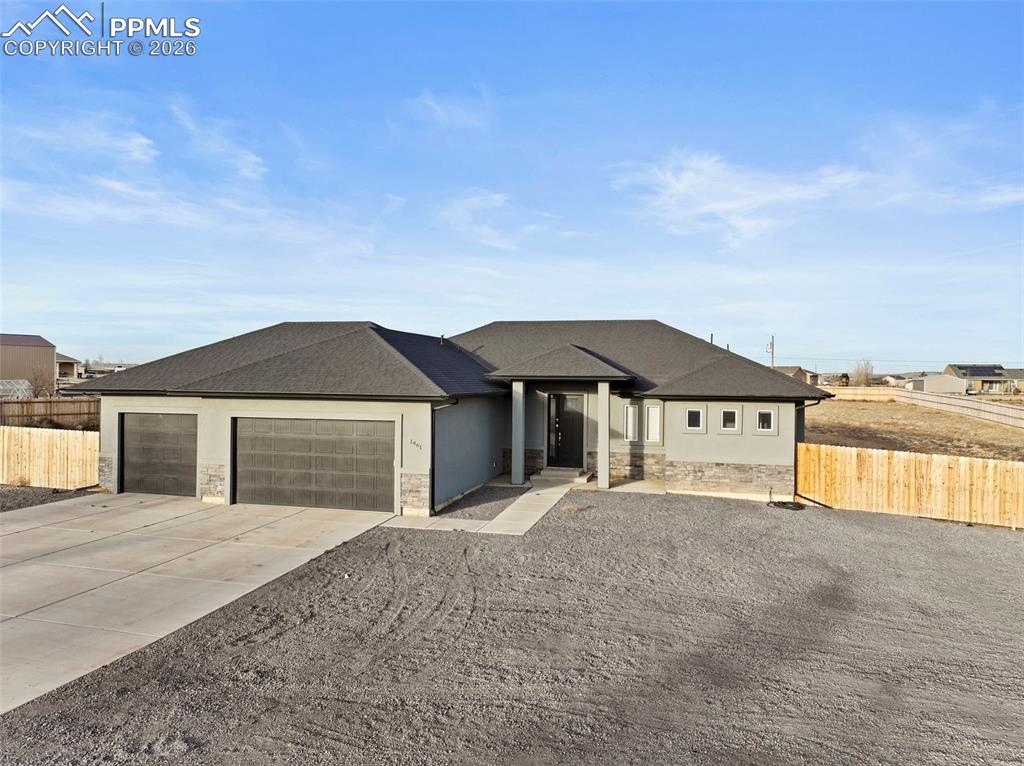 Image 3 of 48: Front of Structure