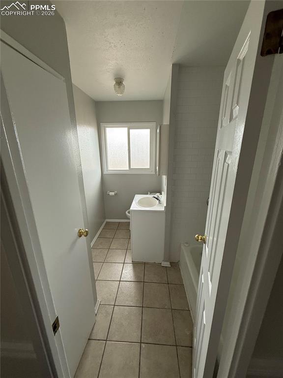 Image 11 of 29: Bathroom