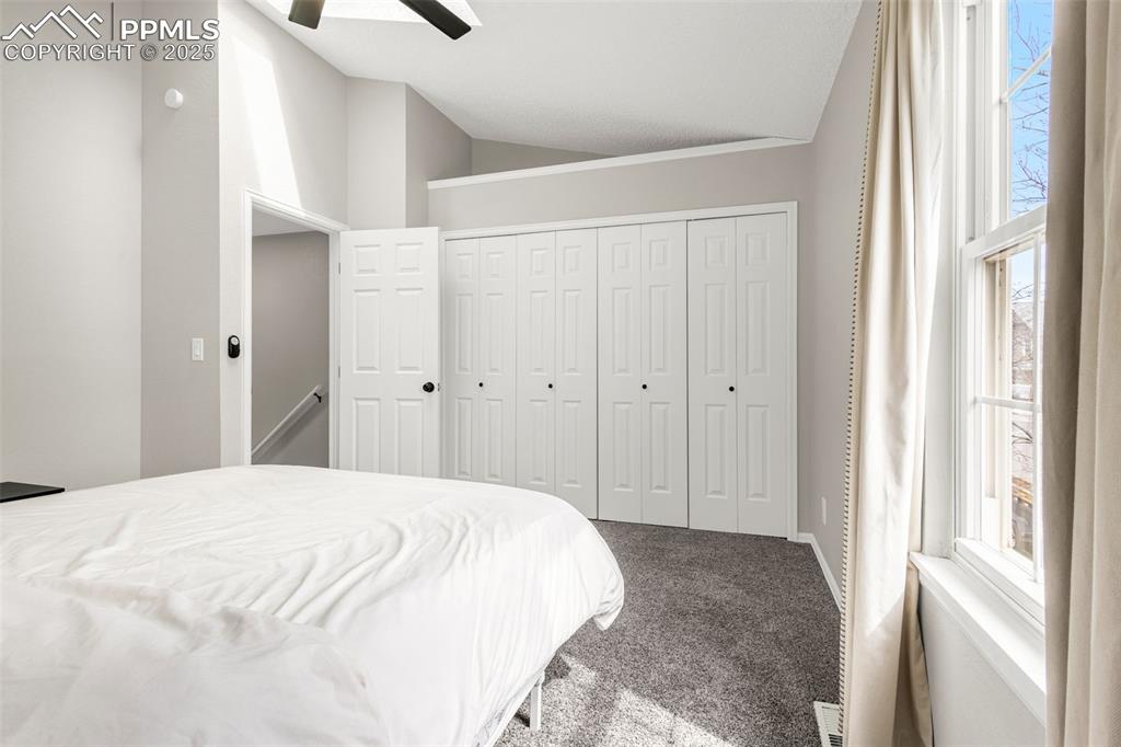 Image 14 of 30: Bedroom