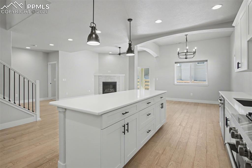 Image 16 of 29: Kitchen