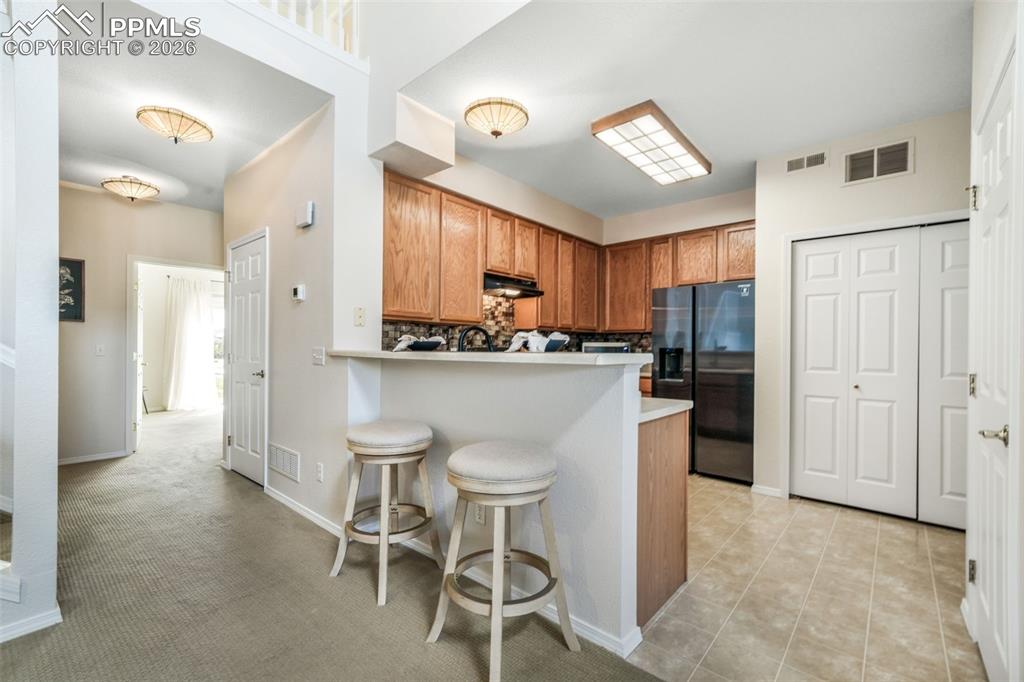 Image 12 of 49: Kitchen