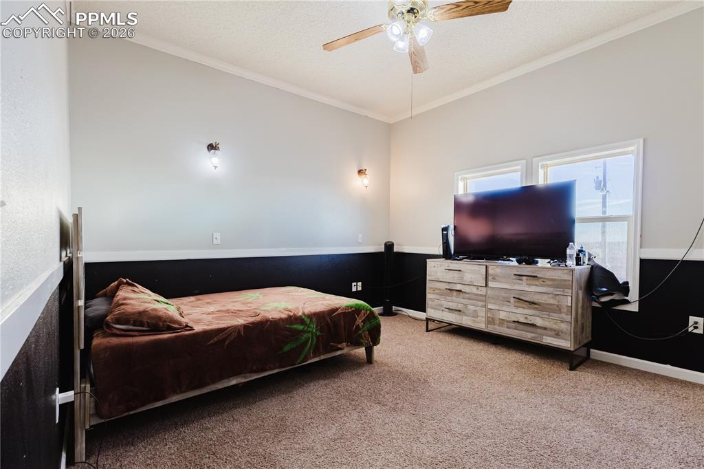 Image 13 of 22: Bedroom