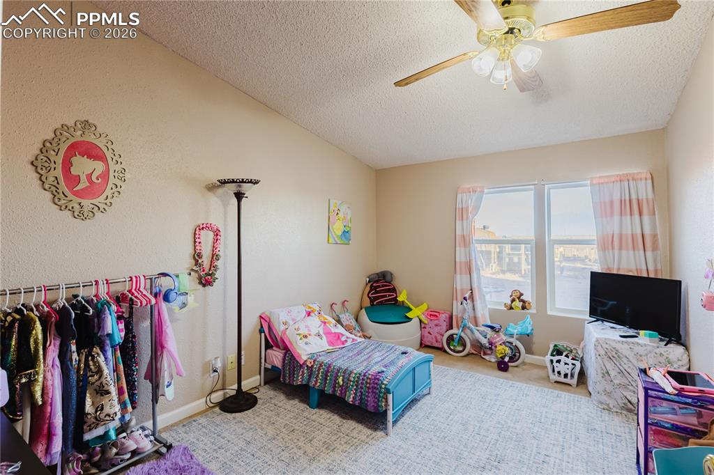 Image 15 of 22: Bedroom