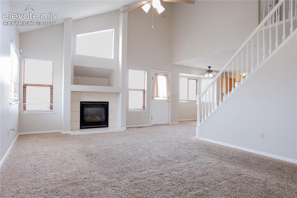 Image 3 of 39: Living Room
