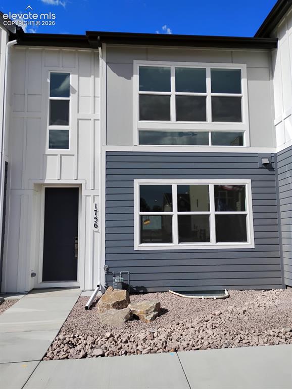 Image 1 of 4: Front of Structure