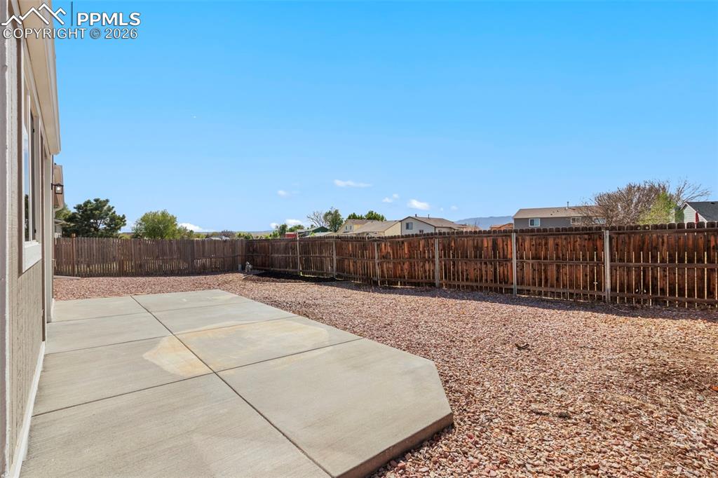 Image 29 of 32: No Description Available