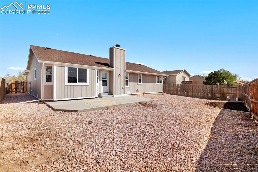 Image 30 of 32: No Description Available