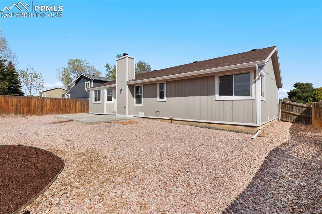 Image 32 of 32: No Description Available