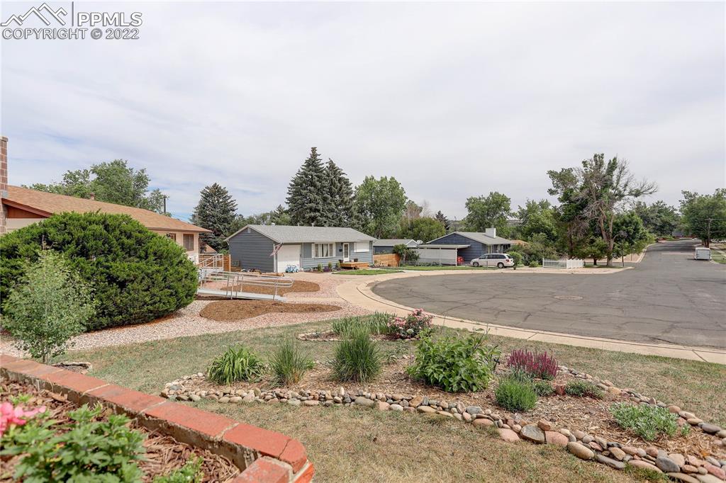 Listing 2914142, Image 3 of 36