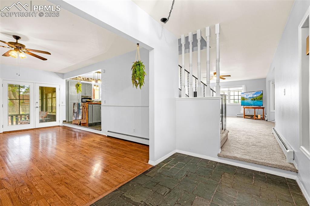 Image 6 of 45: Entry