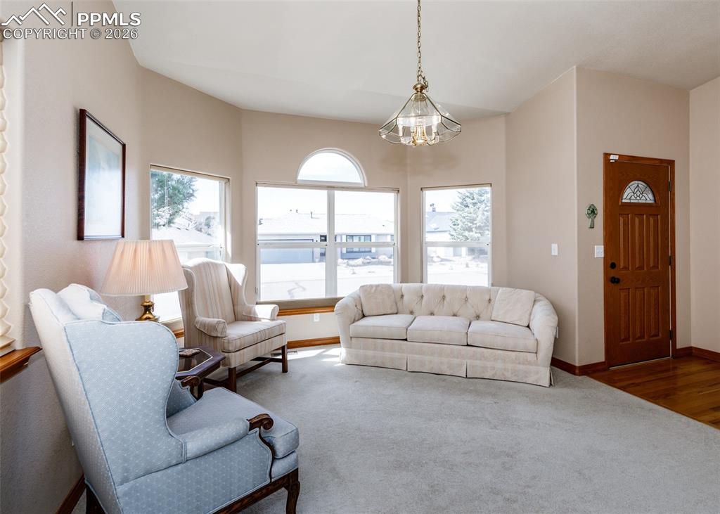 Image 2 of 50: Living Room