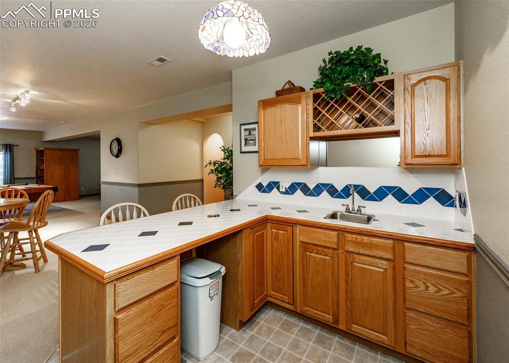 Image 32 of 50: Recreation Room