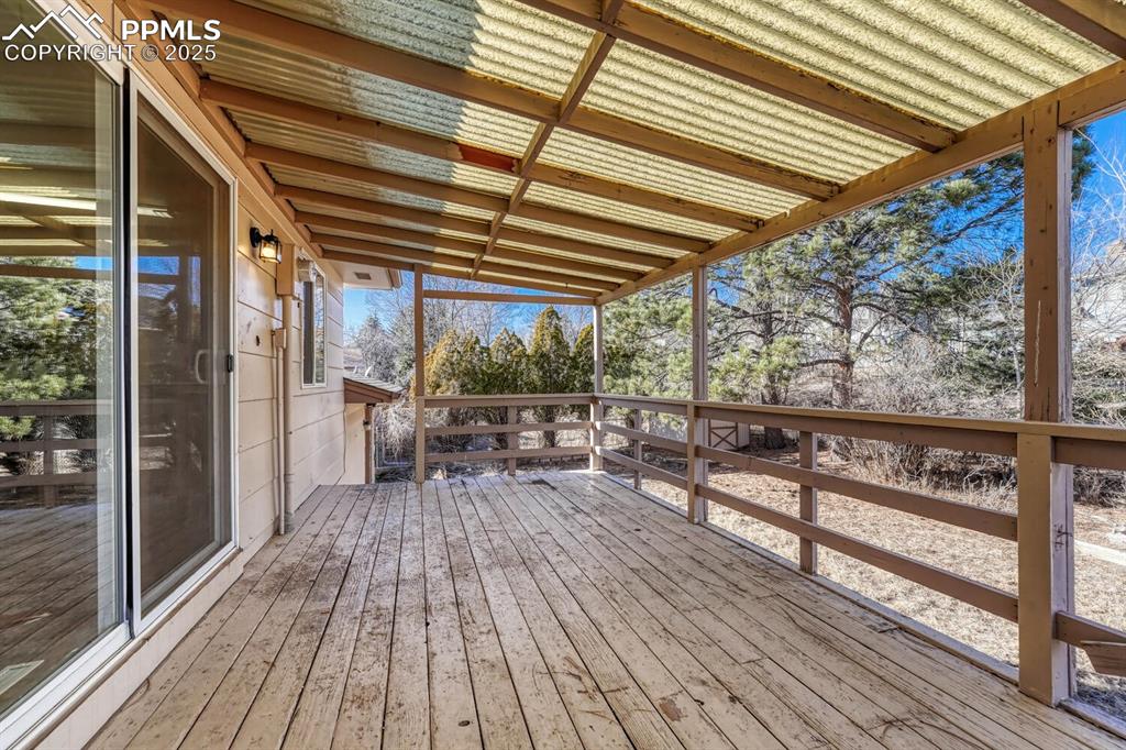 Image 35 of 43: View of deck