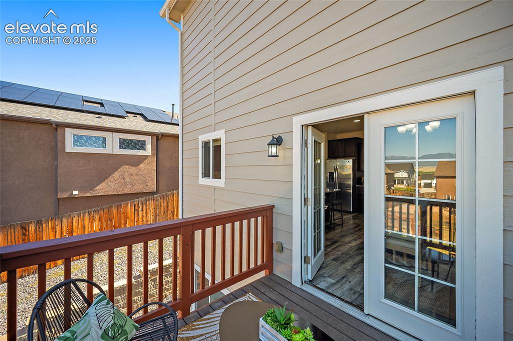 Image 14 of 38: Deck