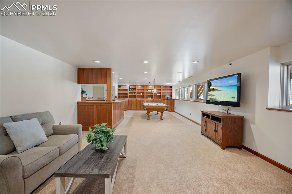 Image 37 of 49: No Description Available