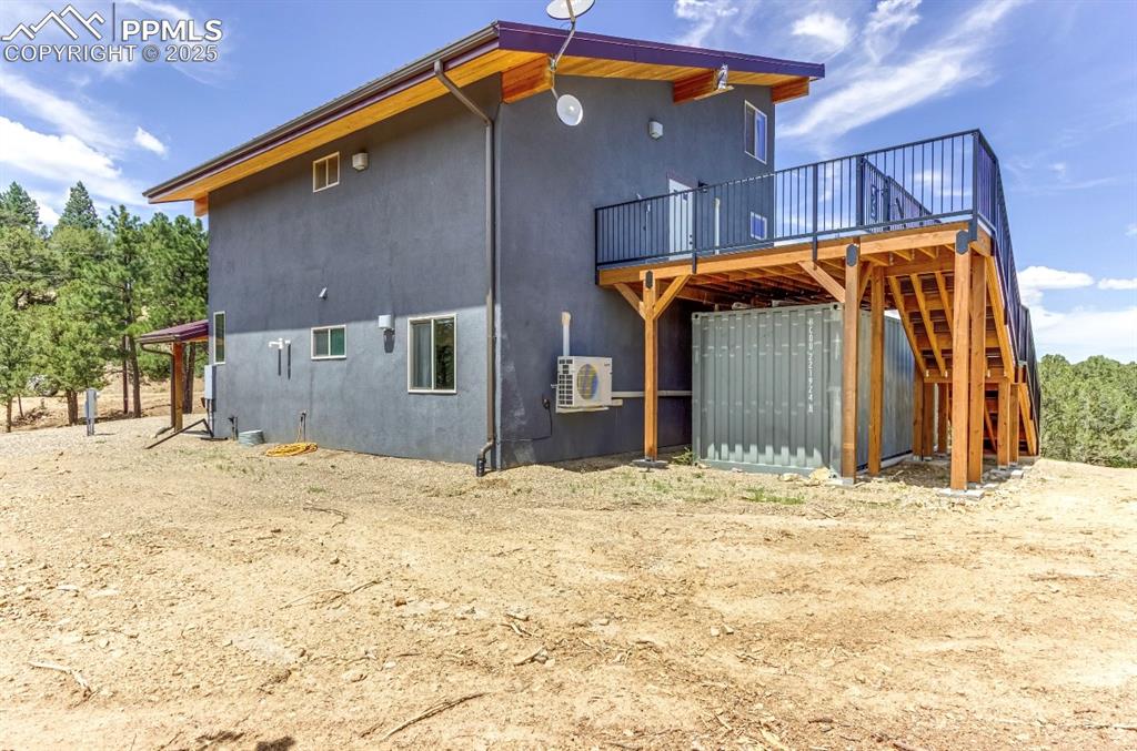 Image 12 of 47: Back of Structure