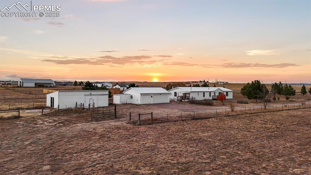 Image 31 of 32: Front of Structure