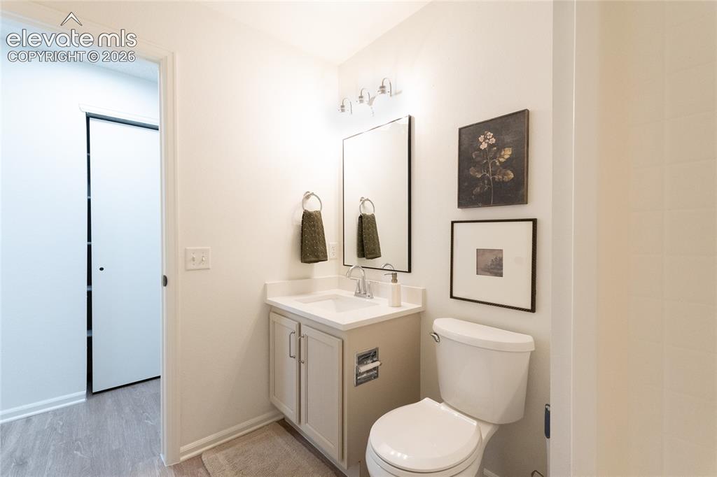 Image 21 of 26: Bathroom