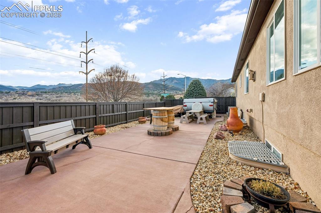 Image 17 of 45: Patio