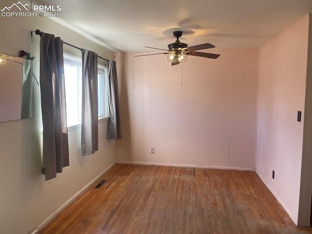 Image 3 of 12: Dining Room