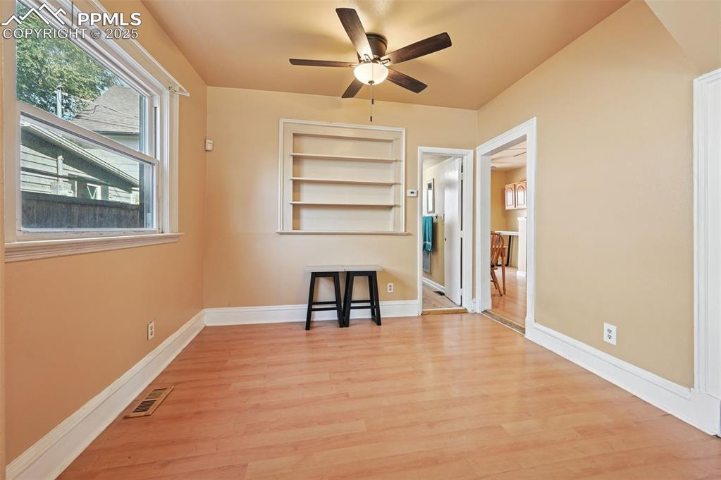 Image 12 of 24: Living Room