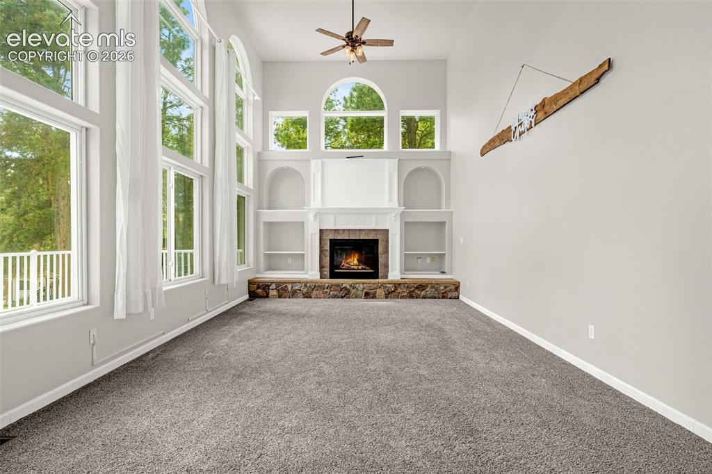 Image 12 of 49: Living Room