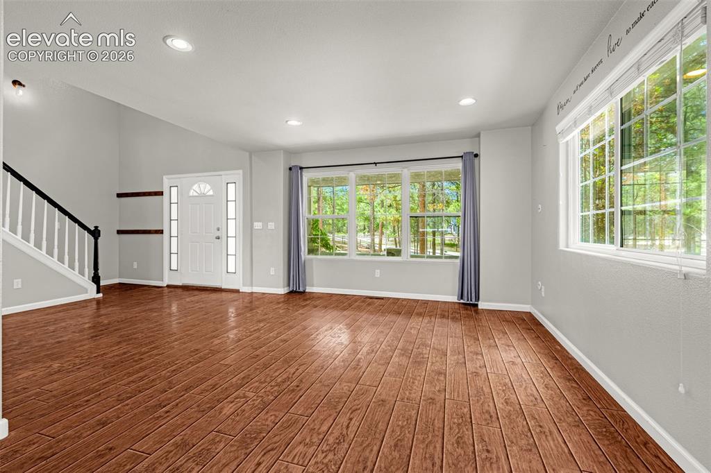 Image 15 of 49: Living Room