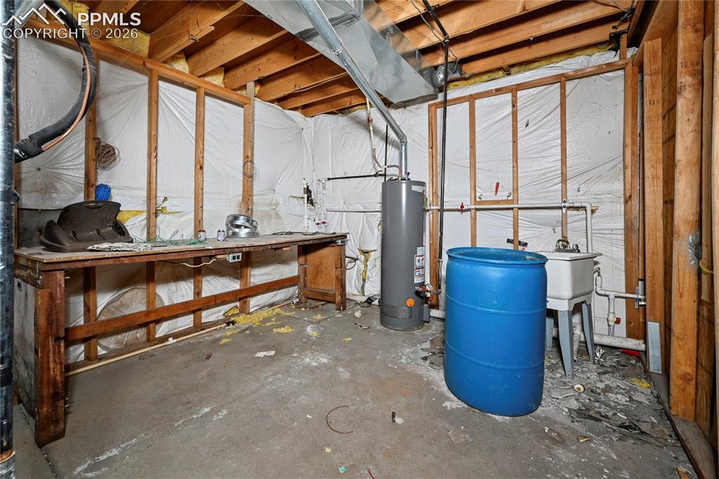 Image 31 of 33: Basement