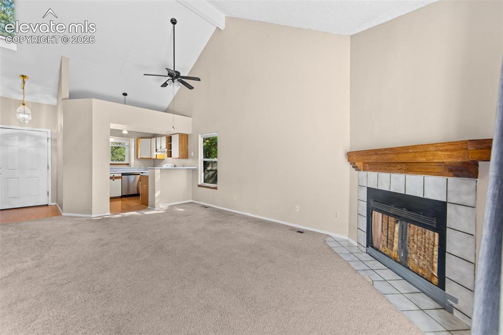 Image 7 of 30: Living Room