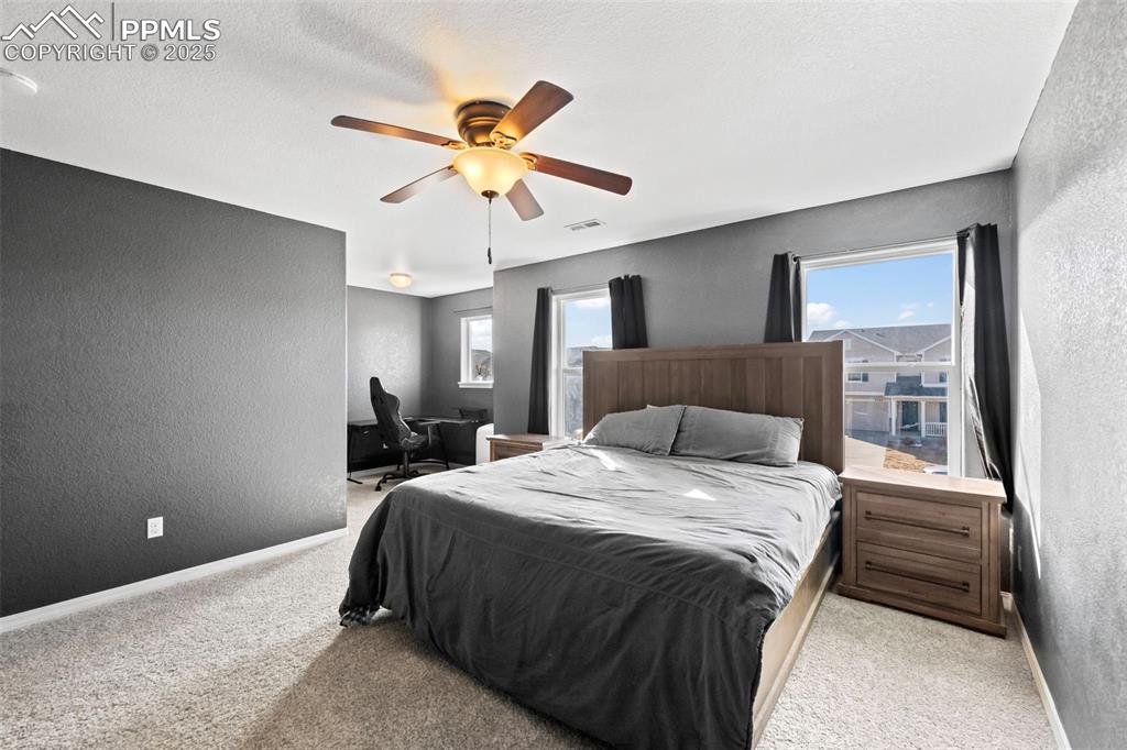 Image 9 of 21: Bedroom