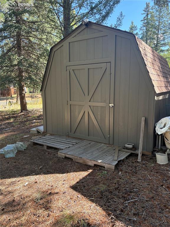 Image 5 of 6: View of shed