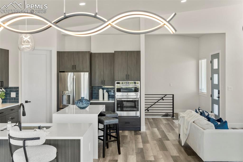 Image 13 of 36: Kitchen