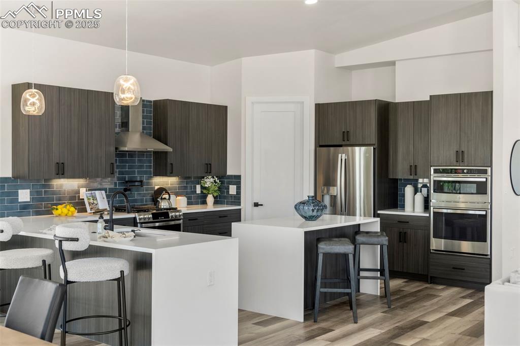 Image 8 of 36: Kitchen