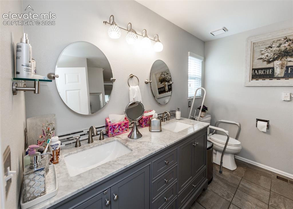 Image 16 of 47: Primary Suite Bathroom